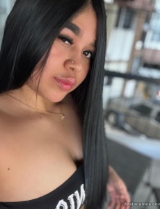 Kendall colombiana jovencita muy guapa