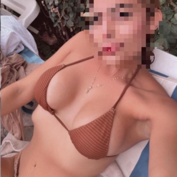Andrea rubia colombiana de lujo, Alicante