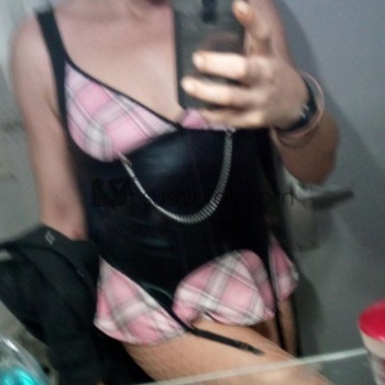 Escort capaz de llegar donde ninguna otra lo haya hecho, entregándose contigo como si el placer fuera infinito, Alicante