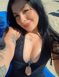 Hermosa y atractiva te harÁ suspirar!!