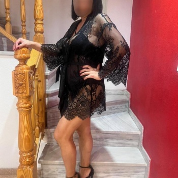 Pequeña, y lista para enseñarte lo que es bueno, Elche