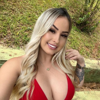 Anita brasileña rubia jovencita, Castalla