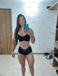 Unica y exuberante chica fitness maria paula