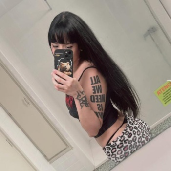 Joven disponible todas horas, Alicante