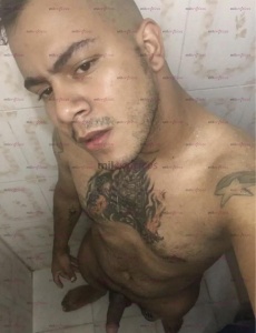 Caleño ardiente muy complaciente dispuesto a cumplir todas tú fantasías sexual