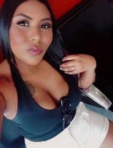 Novedad en benidorm chica latina independiente