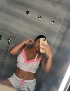 Violeta, coqueta y encantadora