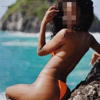 Isa brasileña una jovencita amateur bomboncito muy rico, Alicante
