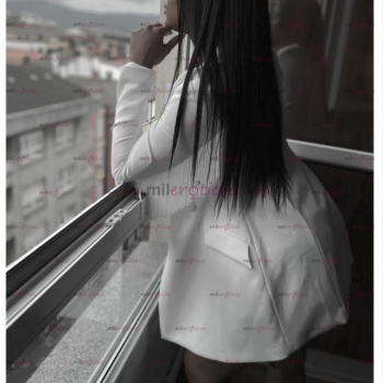 Estudiante sexy y caliente dispuesta a complacerte, Benidorm