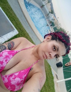 Brasileña exótica con sitio en zona carolinas bajas