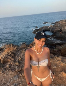 Una rica colombiana delgada
