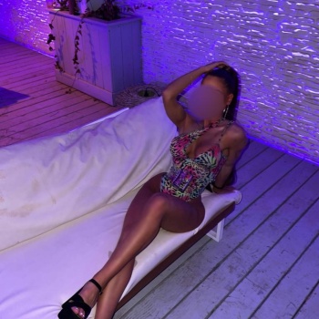 Cloe un sueño de mujer, Alicante