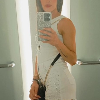 Hermosa y guapa chica en la zona, Alcoy