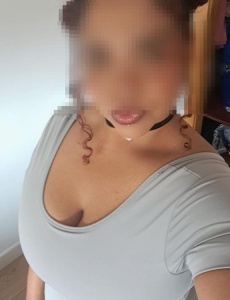 Teresa joven latina cariÑosa completa novedad