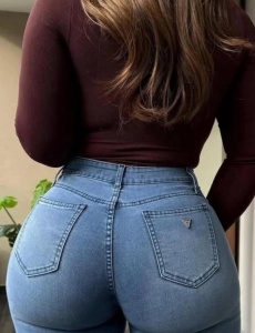 Xiomara bella