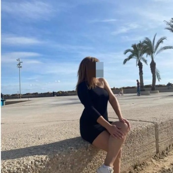 De mente abierta lista para pasar momentos inolvidables, Torrevieja