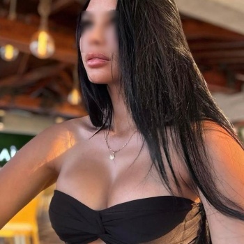 Valentina reciÉn llegada a la cuidad ️, Alicante