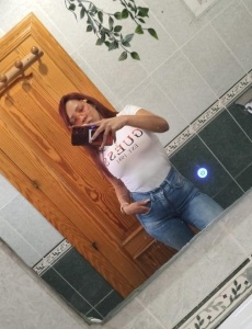 Violeta, jovencita sensacional recién en elche