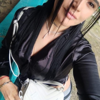 Samia(vivo en dolores, Alicante