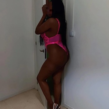 Morena exótica, Elche