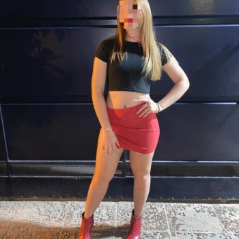 Latina jovencita, Elche