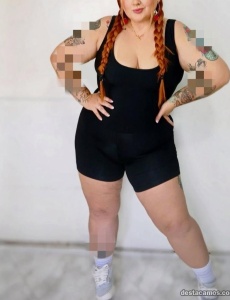 Colombiana gordibuena amorosa y tatuada