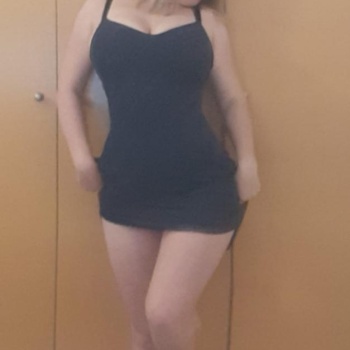 Mujer, rubia, guapa, simpática estoy en vergel atiendo, Denia