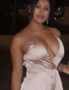 Hola, soy KARLA , una COLOMBIANA de 26