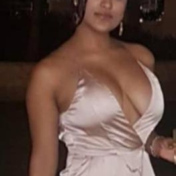 Hola, soy karla , una colombiana de 26, Benidorm