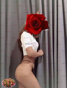 Maravillosa chica sexy cachonda, salida 24 h. Foto reales.