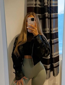 Rubia 25 años