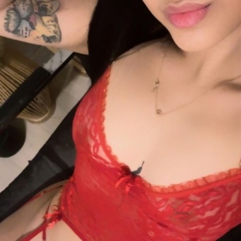 Hola soy chloe. Una chica jovencita... Hermosa, divertida, y, Alicante