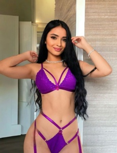 SANDRA , UNA ESCORT ESPAÑOLA SUPER EXCLUSIVA Y