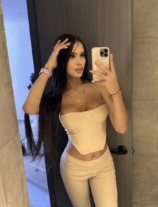 Hola soy una chica transexual quiero ser tu