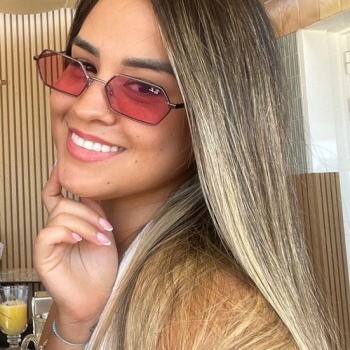 Hola, soy ada una chica venezolana de 23, Alicante
