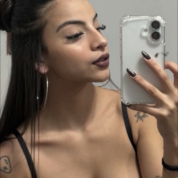 Me presento! Soy alicia , una chica, Alicante
