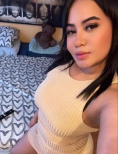 ⭐⭐⭐por mercado central!!! Georgina , chica colombiana de lujo joven y vibrante