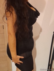 Morenita astuta y buena en lo que hace sin miedo al éxito