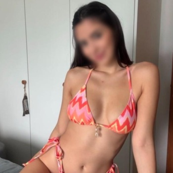 Sofi chica de lujo, Elche