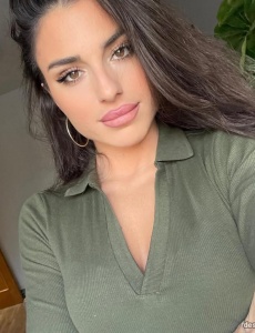 Hola, soy una chica española de 20 años,