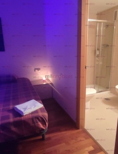 Pks. La casa del placer... Sólo ven y déjate llevar por nuestras diosas...