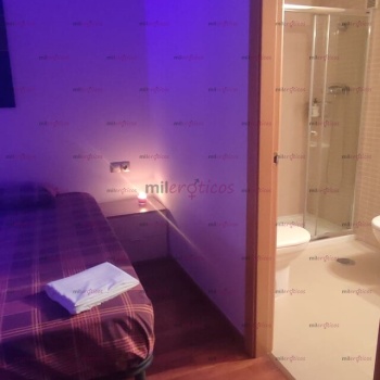 Pks. La casa del placer... Sólo ven y déjate llevar por nuestras diosas..., Elche