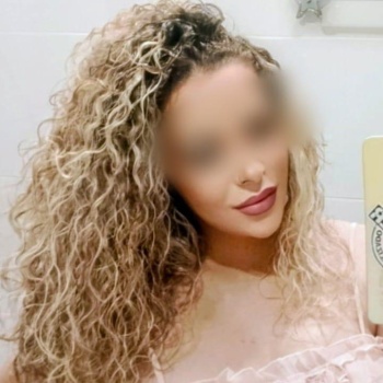 Noa espaÑola vasxa en alicante puro voltaje, Alicante