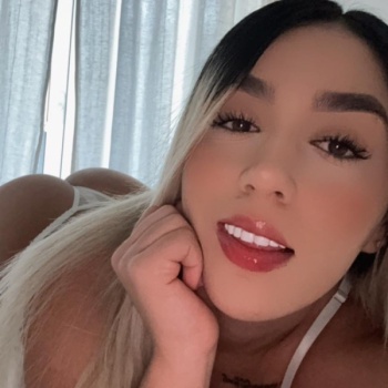 Megan hermosa rubia recién llegada, Benidorm