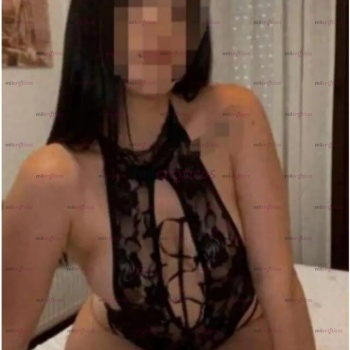 Diana tengo sitio y me de desplazo a hoteles y domicilios en alcoy centro 24 hs, Denia