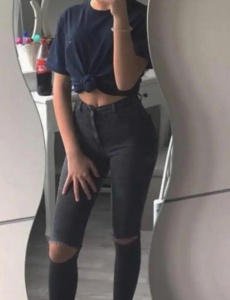 Sara española de 23 años muy cariñosa