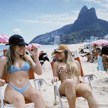 Amigas disponibles toda la noche, Alicante