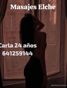 Carla veinticuatro años delgada muy