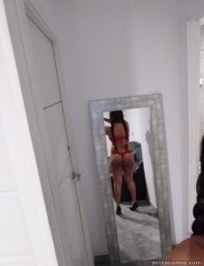 Hola mis amores soy una madurita muy sexy , kachonda me mantengo mojadita