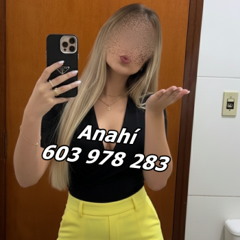 Latina fiestera y complaciente, Alicante